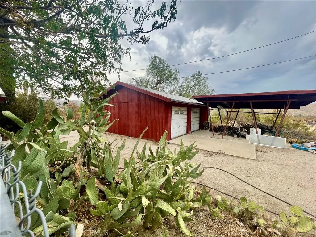 9260 Lanning Lane, Morongo Valley, California 92256 home-pic-20