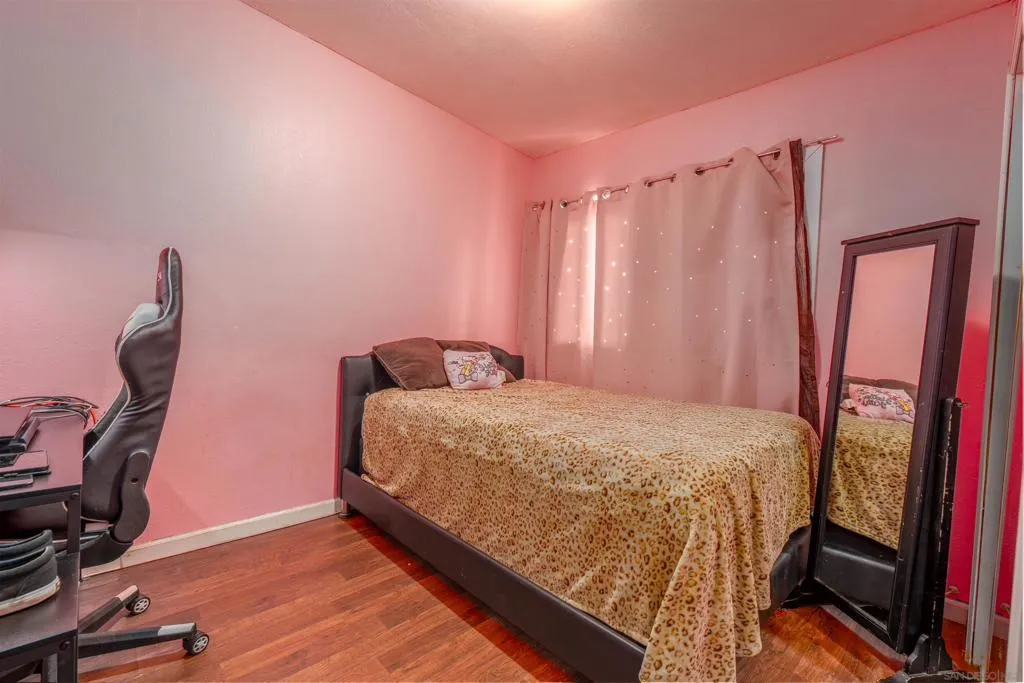 28587 Goetz Rd, Canyon Lake, California 92587 home-pic-6