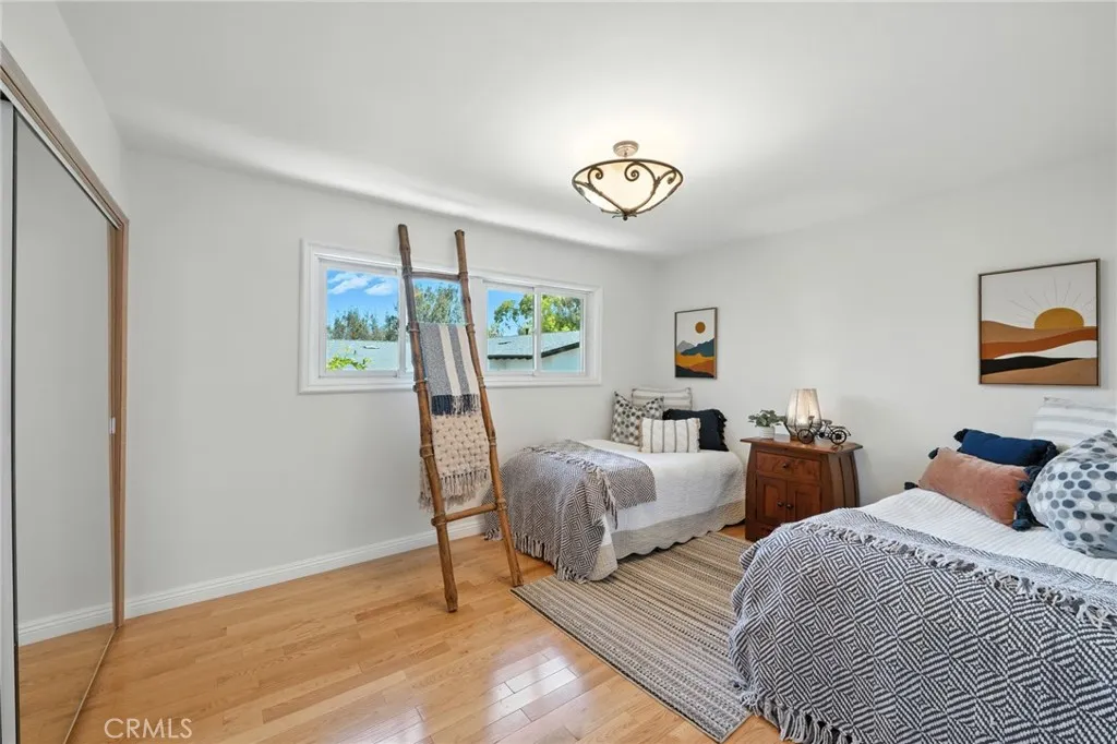 24415 Lemay Street, West Hills, California 91307 home-pic-19