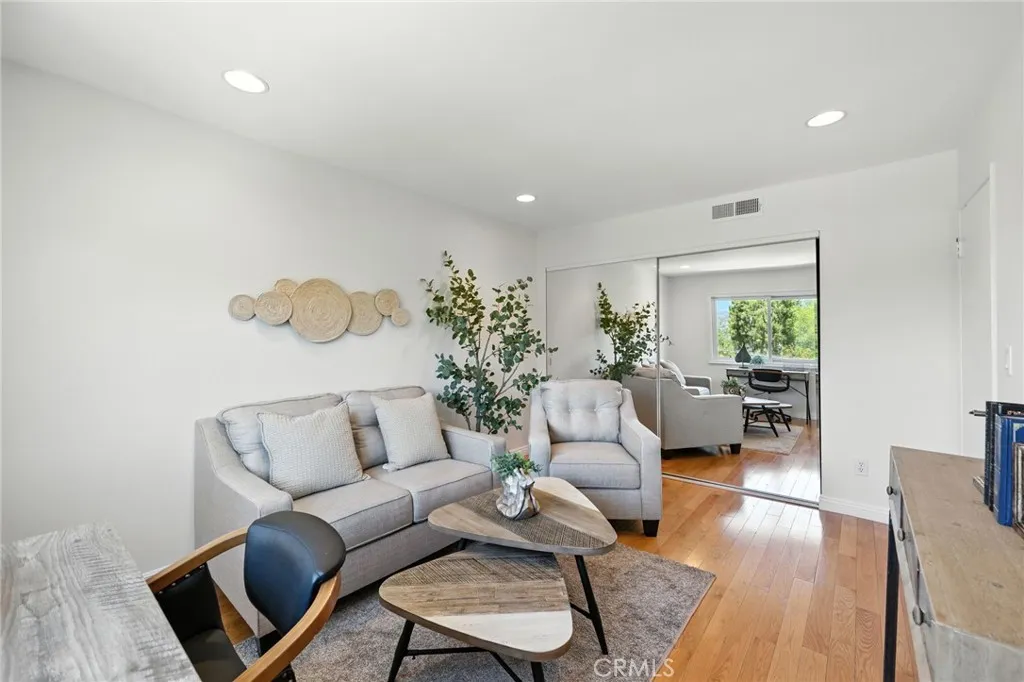 24415 Lemay Street, West Hills, California 91307 home-pic-18