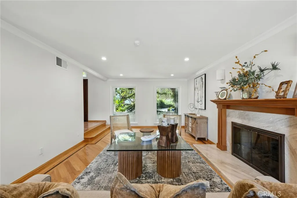 24415 Lemay Street, West Hills, California 91307 home-pic-2