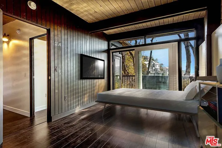 7912 Willow Glen Road, Los Angeles, California 90046