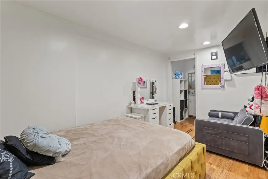 63 Yale Street, Pasadena, California 91103 home-pic-39