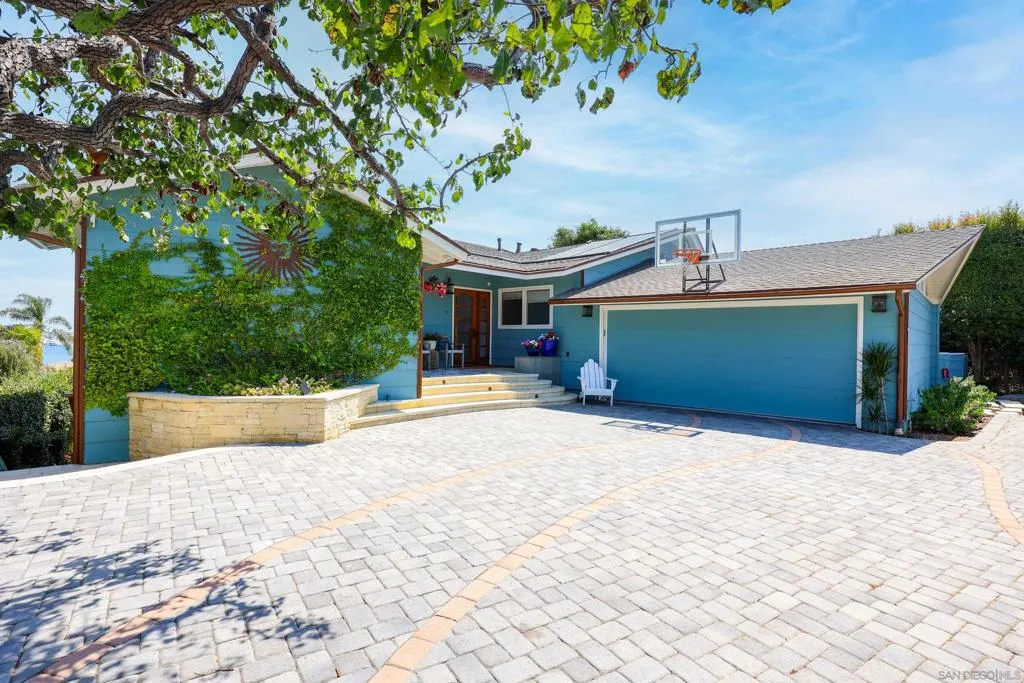 885 Rosecrans St, San Diego, California 92106 home-pic-72
