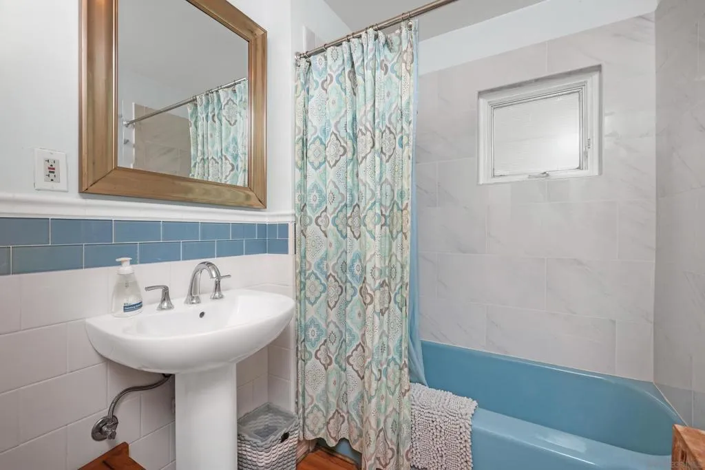 885 Rosecrans St, San Diego, California 92106 home-pic-45