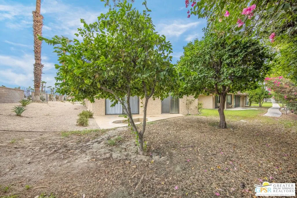 68513 Calle Alcazar, Cathedral City, California 92234 home-pic-33