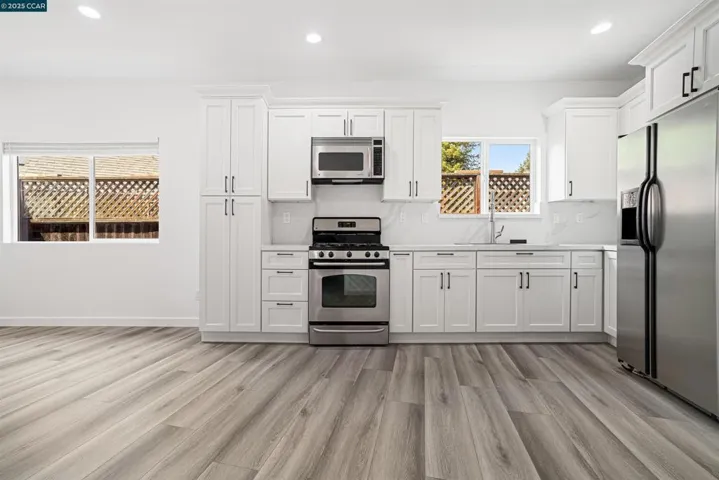18 Del Sol Ct, Petaluma, California 94954