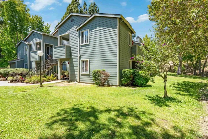 760 Canyon Oaks Dr, Oakland, California 94605