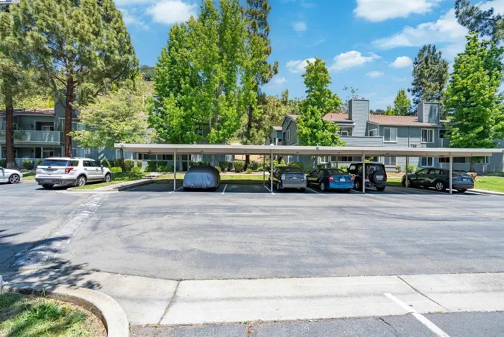 760 Canyon Oaks Dr, Oakland, California 94605
