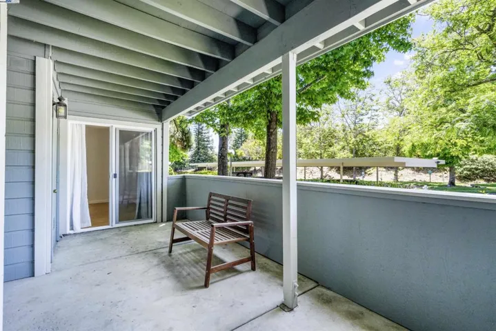 760 Canyon Oaks Dr, Oakland, California 94605