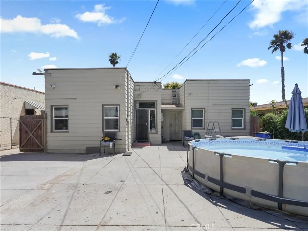 2245 W 27th Street, Los Angeles, California 90018 home-pic-29