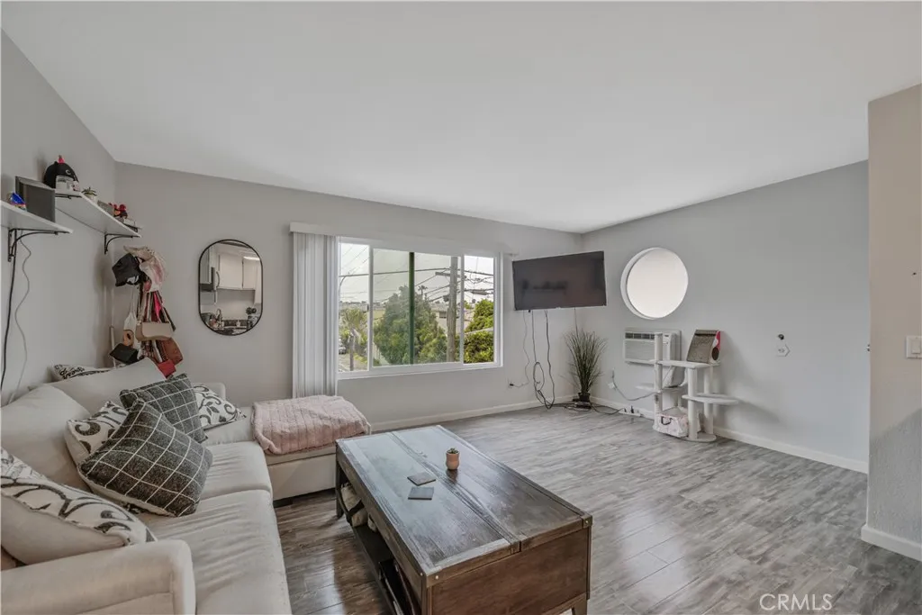 4921 Trojan Avenue 3, San Diego, California 92115 home-pic-13