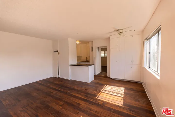 275 Lucas Avenue 11, Los Angeles, California 90026