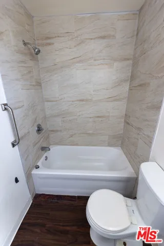 275 Lucas Avenue 11, Los Angeles, California 90026