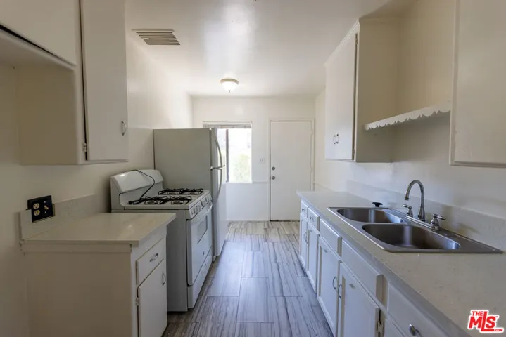 4119 Marlton Avenue 1, Los Angeles, California 90008