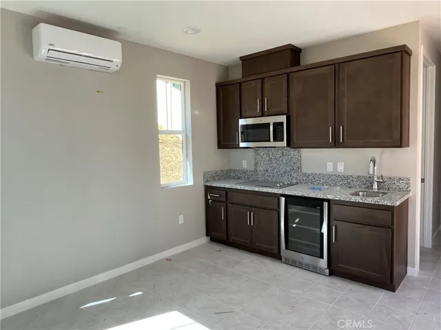 17209 Harpers Ferry, Hesperia, California 92345