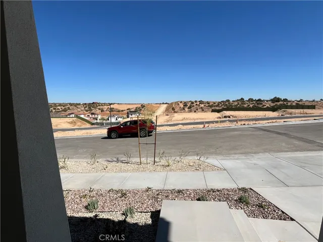 17209 Harpers Ferry, Hesperia, California 92345