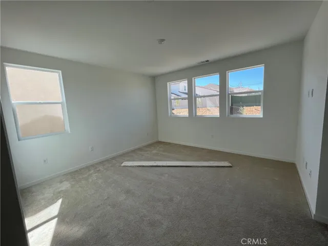 17209 Harpers Ferry, Hesperia, California 92345
