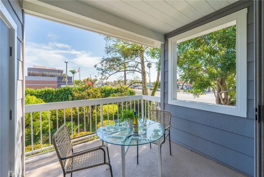20371 Bluffside Circle B214, Huntington Beach, California 92646 home-pic-6