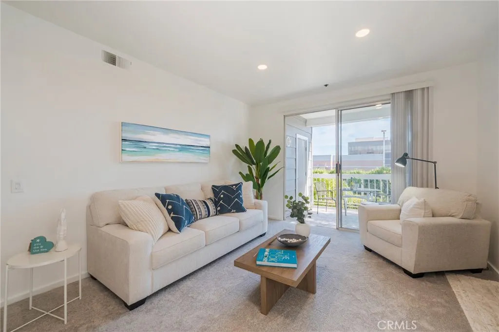 20371 Bluffside Circle B214, Huntington Beach, California 92646 home-pic-5