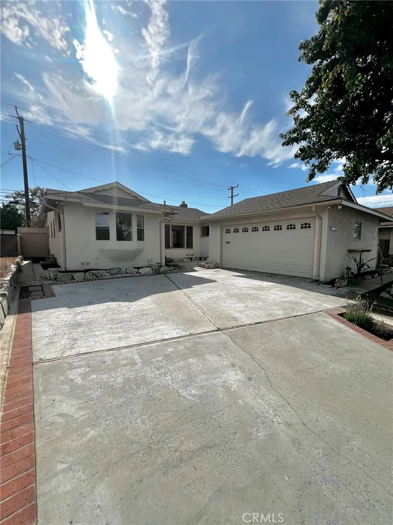 21901 Marjorie Avenue, Torrance, California 90503, 3 Bedrooms Bedrooms, ,2 BathroomsBathrooms,Residential,For Sale,Marjorie,SB25188892