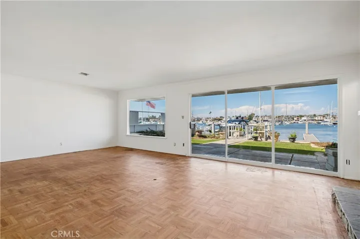 1340 W Bay Avenue, Newport Beach, California 92661
