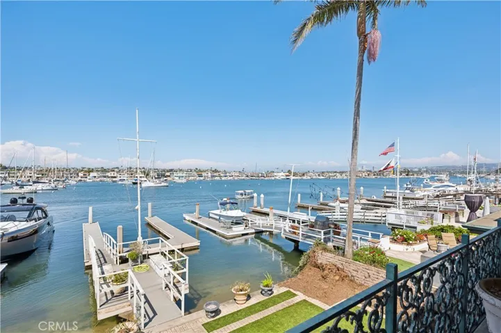 1340 W Bay Avenue, Newport Beach, California 92661