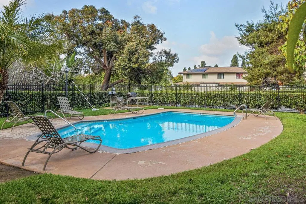 321 Rancho Dr 45, Chula Vista, California 91911 home-pic-27