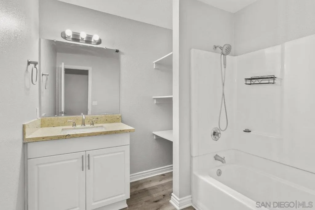 321 Rancho Dr 45, Chula Vista, California 91911 home-pic-18