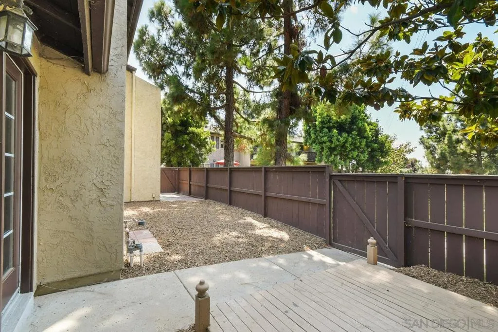 321 Rancho Dr 45, Chula Vista, California 91911 home-pic-25