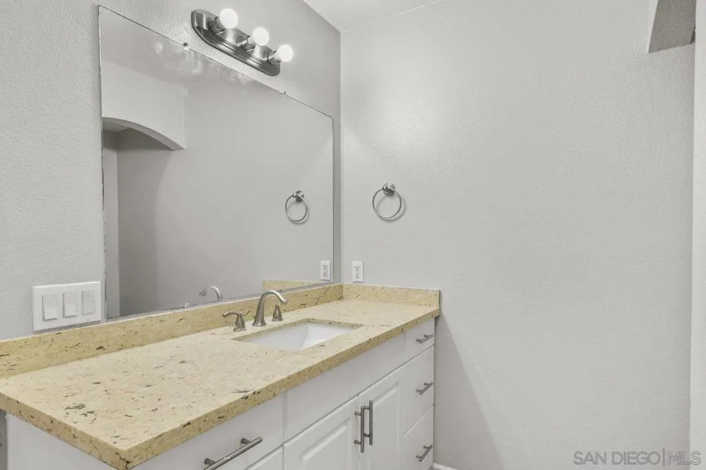 321 Rancho Dr 45, Chula Vista, California 91911 home-pic-14