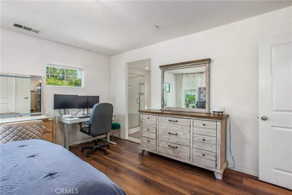 2002 Juniper Lane, Colton, California 92324 home-pic-23