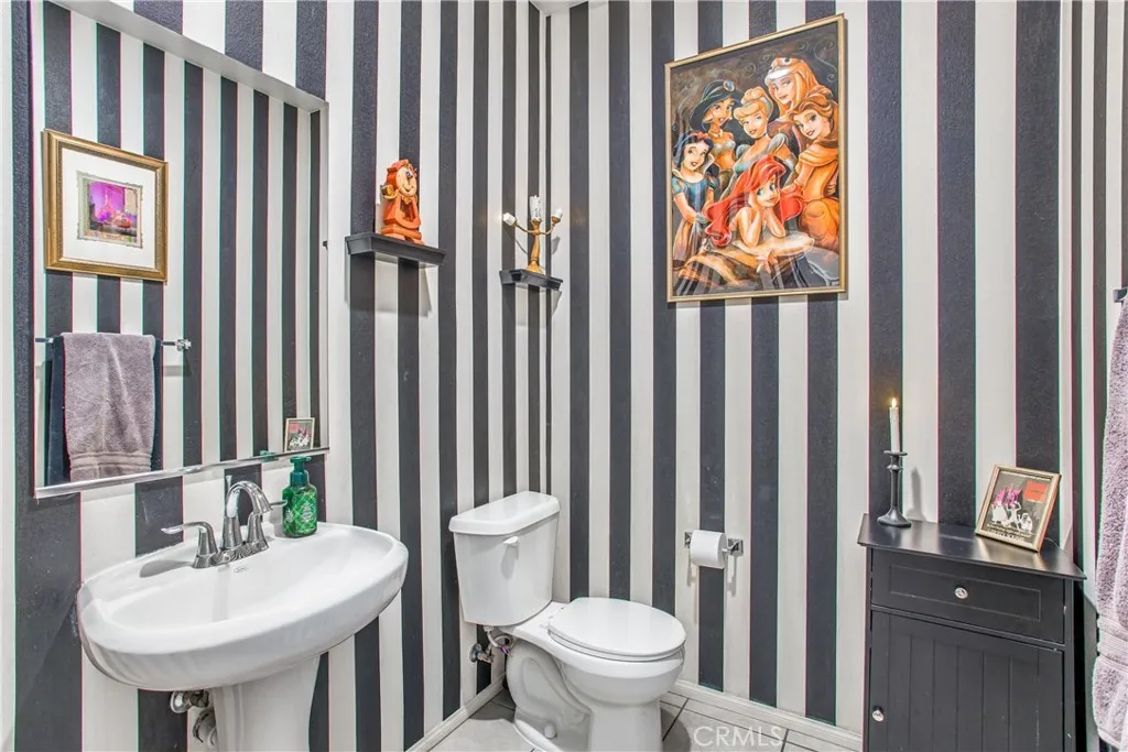 2002 Juniper Lane, Colton, California 92324 home-pic-19