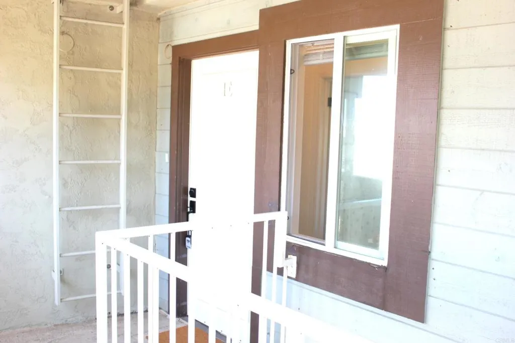 1365 Seacoast Dr E, Imperial Beach, California 91932 home-pic-31