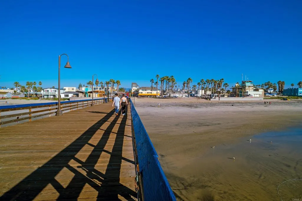 1365 Seacoast Dr E, Imperial Beach, California 91932 home-pic-39