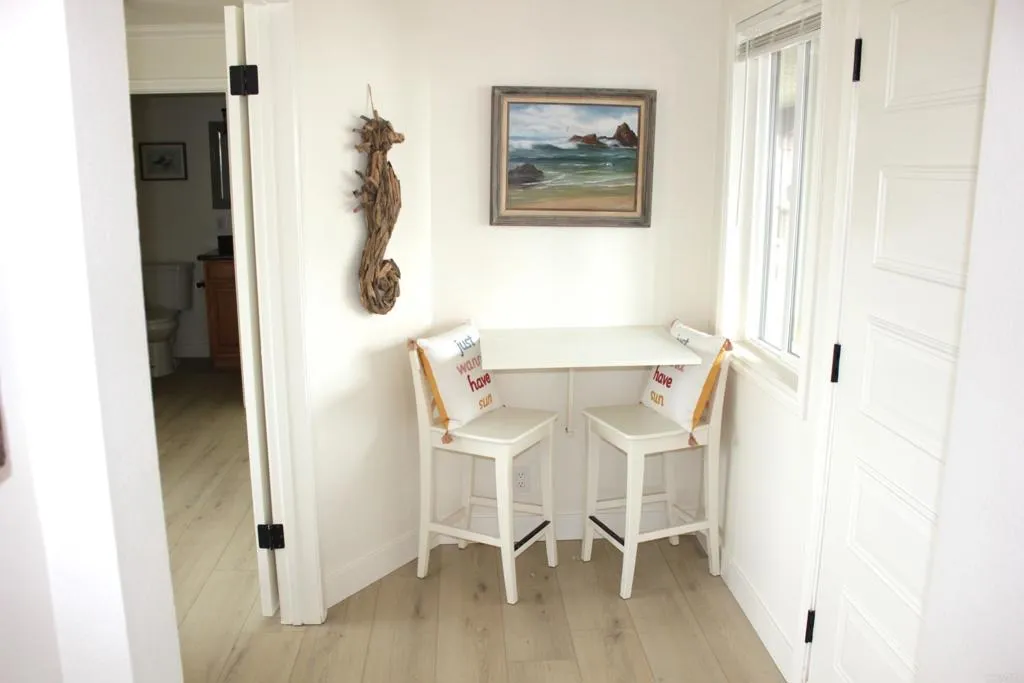 1365 Seacoast Dr E, Imperial Beach, California 91932 home-pic-7