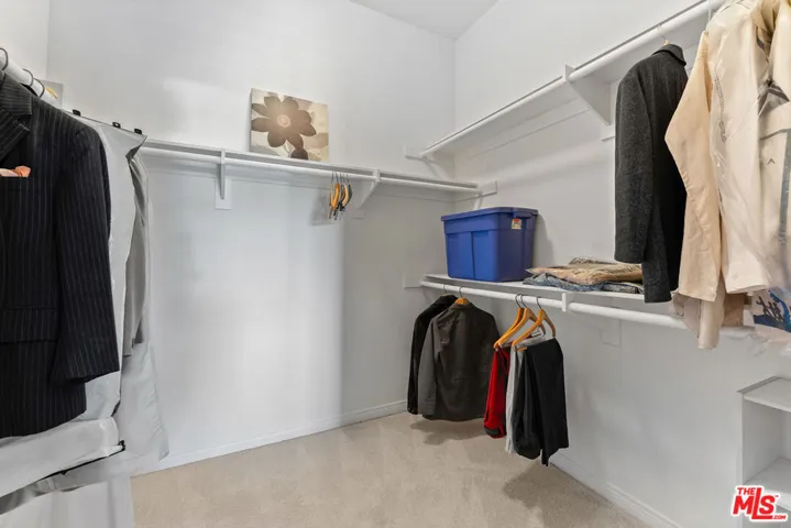 Walk in closet