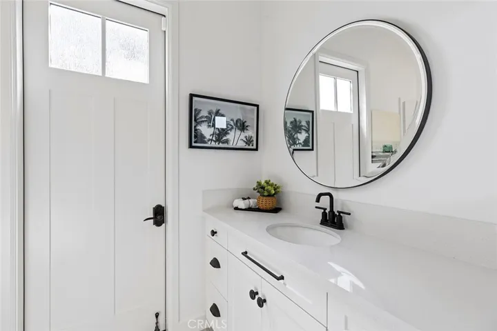 101 Via Almodovar, San Clemente, California 92672