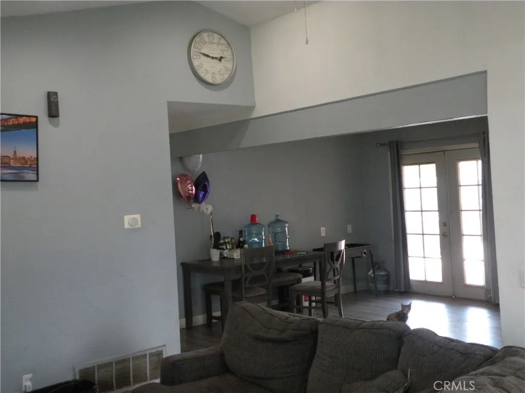 31810 Avenida La Gaviota, Cathedral City, California 92234 home-pic-4