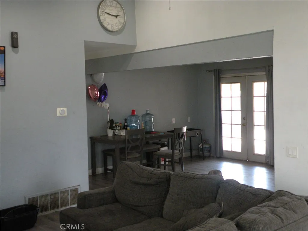 31810 Avenida La Gaviota, Cathedral City, California 92234 home-pic-2