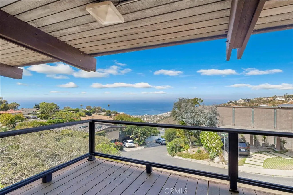 1969 San Remo Drive, Laguna Beach, California 92651 home-pic-3