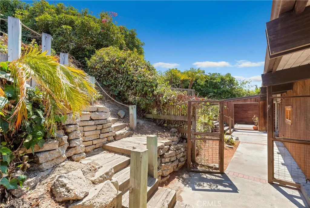 1969 San Remo Drive, Laguna Beach, California 92651 home-pic-38