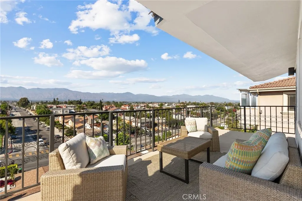1023 Mooney Drive, Monterey Park, California 91755 home-pic-12