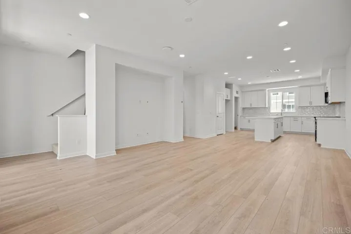 8670 Amherst Street, Santee, California 92071