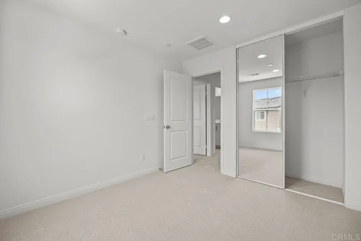 8670 Amherst Street, Santee, California 92071