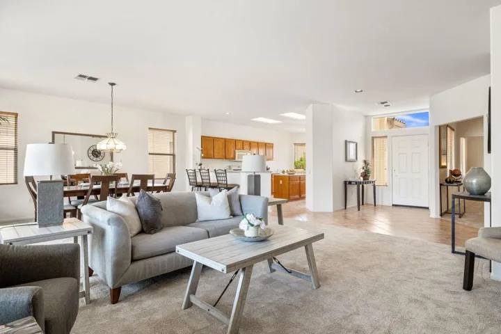 22-web-or-mls-2H8A9306