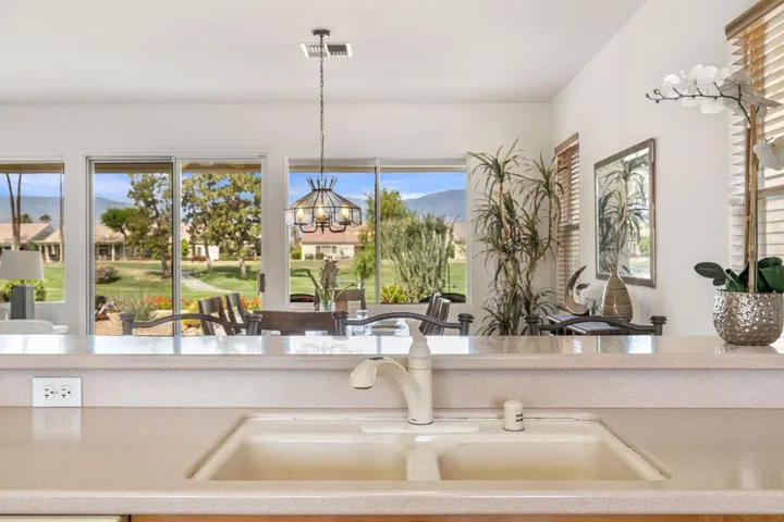30-web-or-mls-2H8A9356