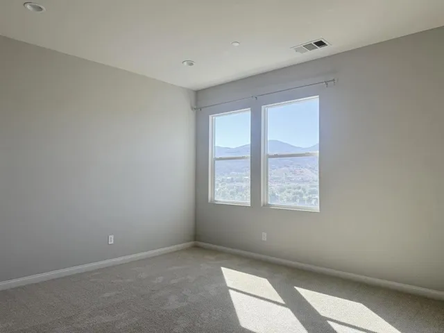 2757 Overlook Point Dr, Escondido, California 92029