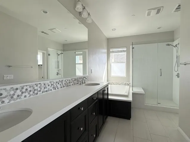 2757 Overlook Point Dr, Escondido, California 92029