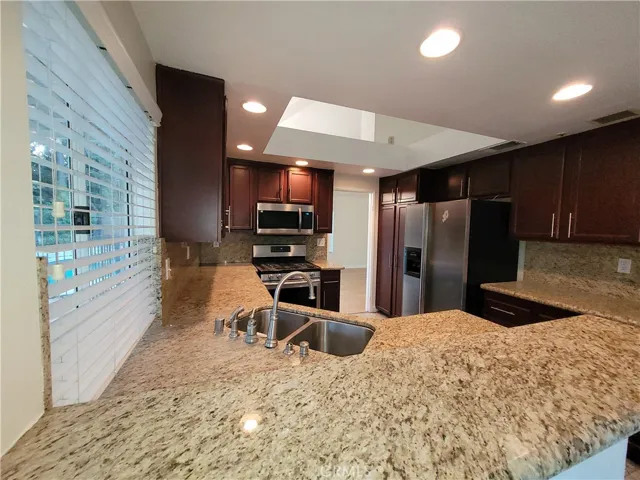 13611 Amanda Street, Fontana, California 92336